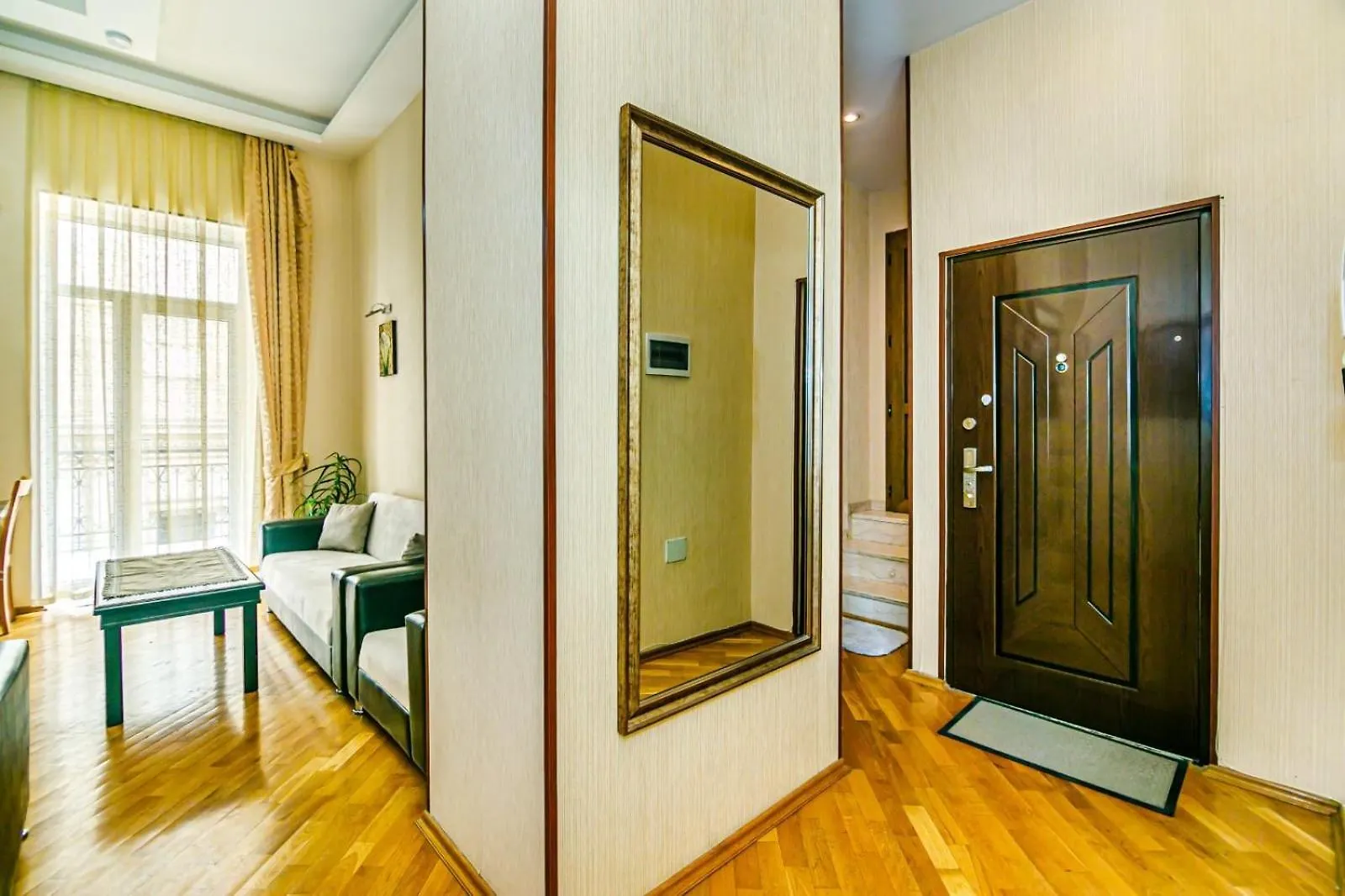 Isr Plaza Otel Apartment Bedroom And Sofa Baku